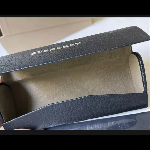 Burberry Authentic Leather Hard Sunglass Eyeglass Case Box Cleaning Cloth Black - Picture 4 of 4